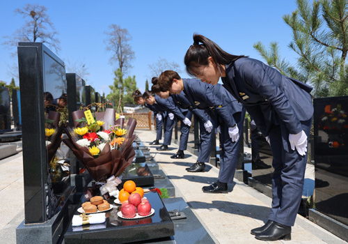 节日祭拜